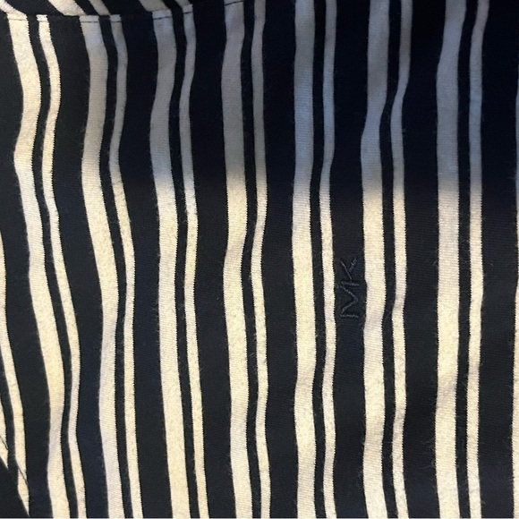 Michal Kors shirt - Picture 2 of 2